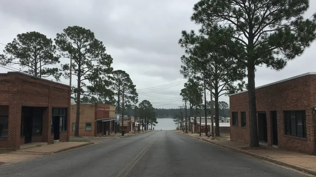 A small Texas city downtown street near a lake region